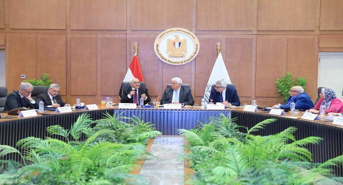 بالصور.. المجلس الأعلى للجامعات يعلن قواعد تنسيق الجامعات لطلاب الثانوية العامة