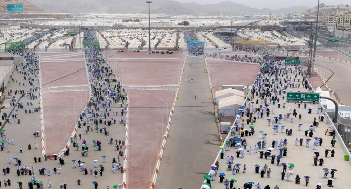 ضيوف الرحمن يودعون مشعر منى فى آخر أيام الحج