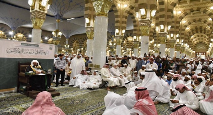 “شؤون الحرمين” تكثف الدروس العلمية في موسم الحج لإثراء ضيوف الرحمن