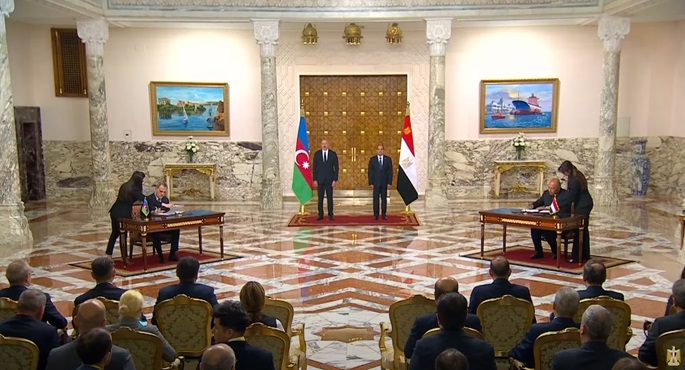 بالفيديو .. الرئيسان السيسي وعلييف يشهدان التوقيع على عدد من مذكرات التفاهم المشتركة