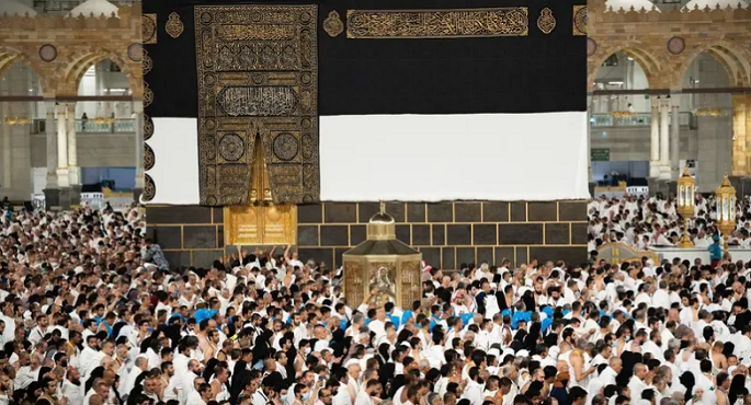رئيس هيئة الحج والعمرة العراقية يشيد بتعامل السعودية مع كبار السن من الحجاج