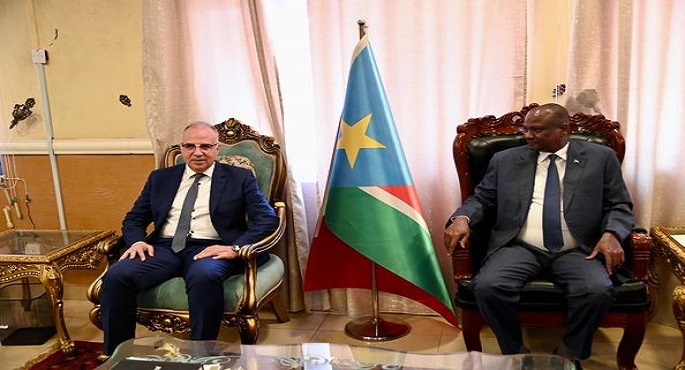 بالصور.. خلال استقبال نائب رئيس جنوب السودان له .. وزير الري : حريصون على تعزيز علاقات التعاون الاقتصادي المشتركة