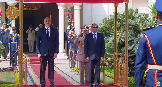 بالفيديو والصور .. الرئيس السيسي يستقبل رئيس أذربيجان في قصر الاتحادية