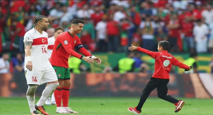 منتخب البرتغال يفوز على تركيا 3-0 ويتأهل لدور الـ 16 بكأس الأمم الأوروبية