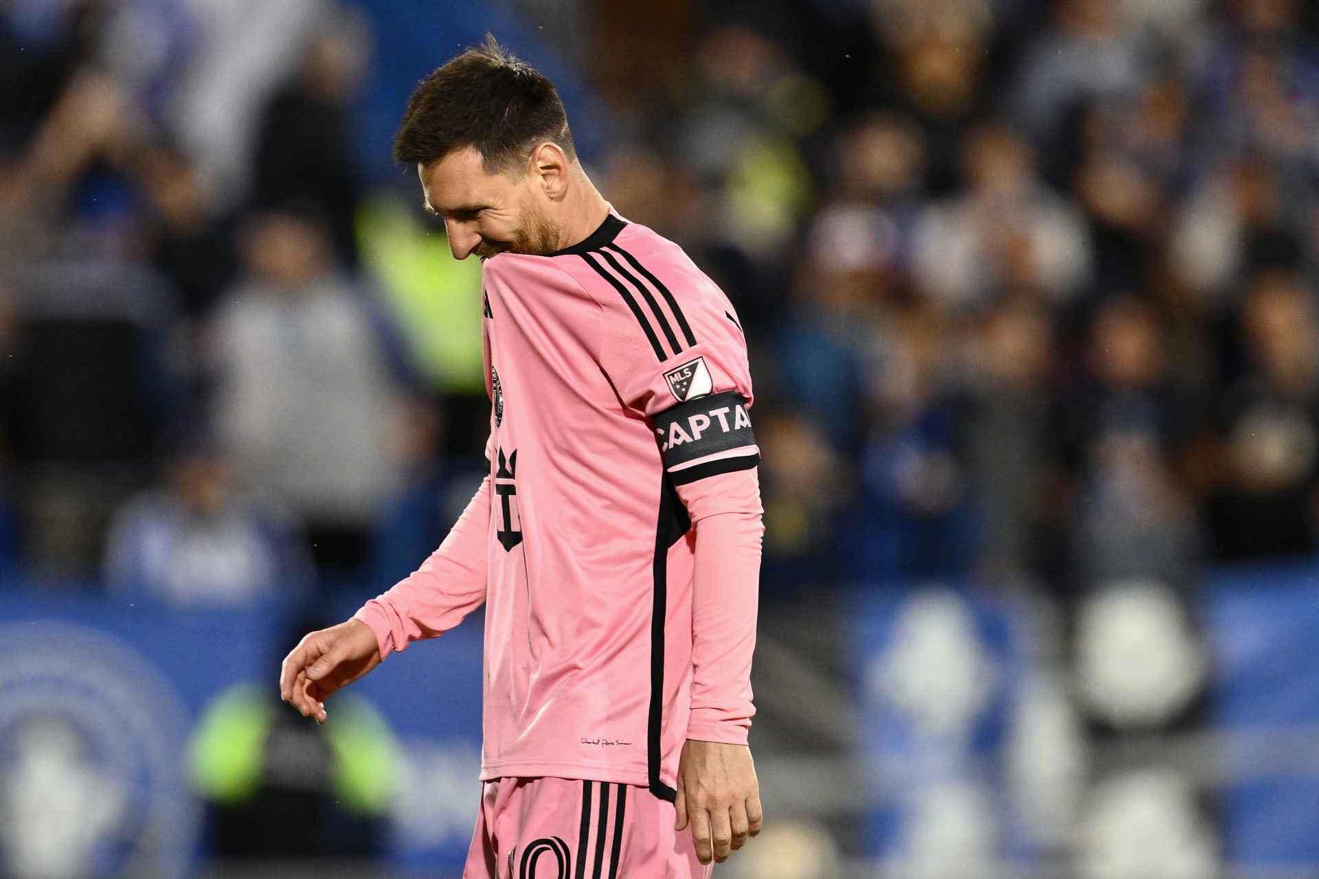 ميسي: ريال مدريد أفضل فريق في العالم حالياً