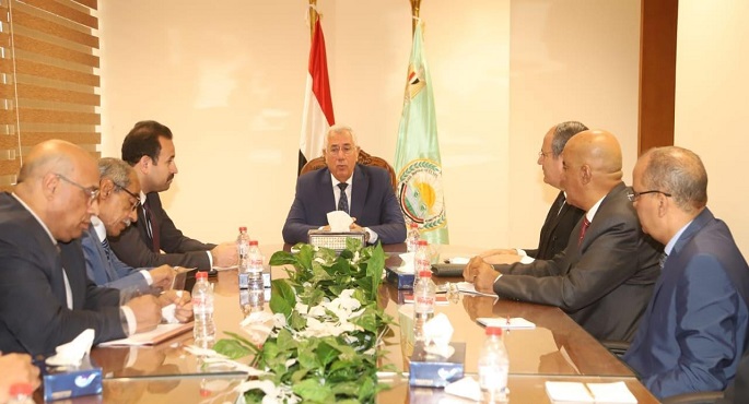 بالصور.. وزير الزراعة يبحث مع مدير جهاز مستقبل مصر التعاون لتحقيق رؤية الدولة في المجال الزراعي