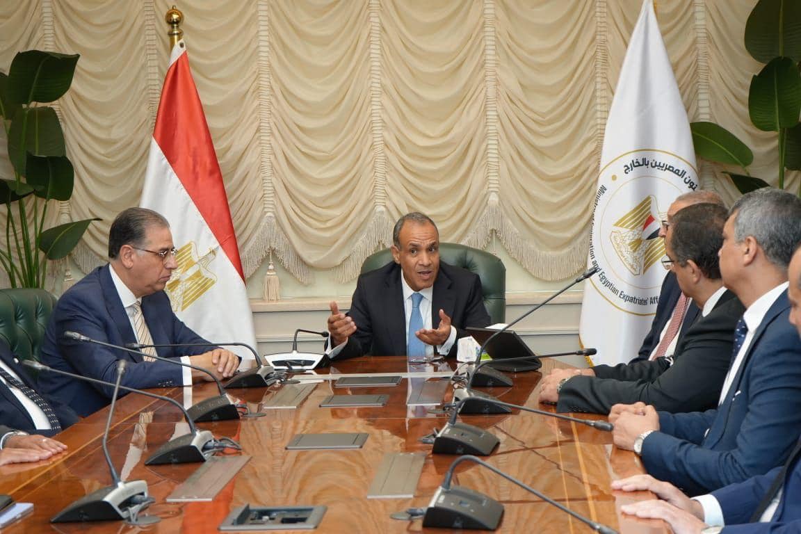 وزير الخارجية والهجرة :مواصلة العمل لتعزيز التواصل مع المصريين بالخارج