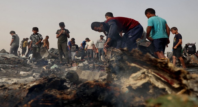 شهيد وإصابتان في قصف جوي للاحتلال على رفح وزوارق حربية تستهدف صيادي غزة