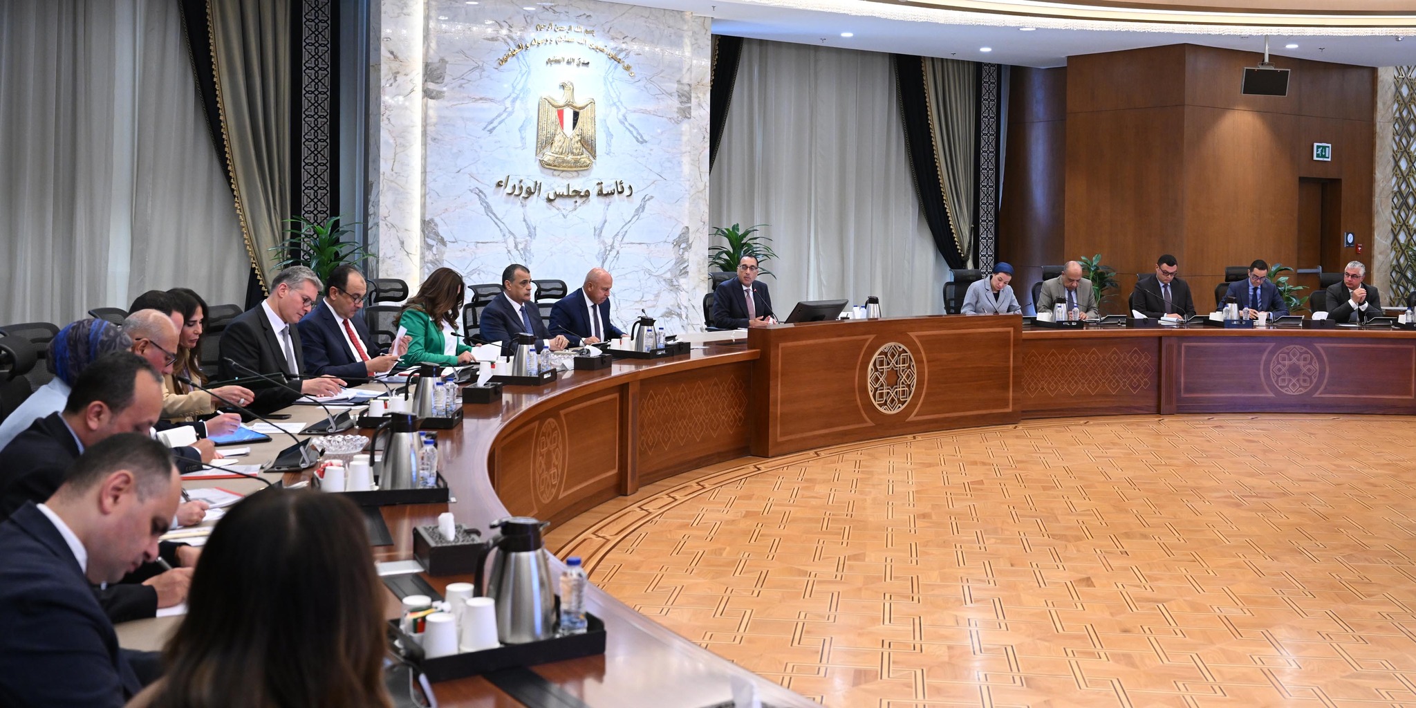 بالصور .. رئيس الوزراء يؤكد الدعم الكامل لعمل المجموعة الوزارية للتنمية الصناعية