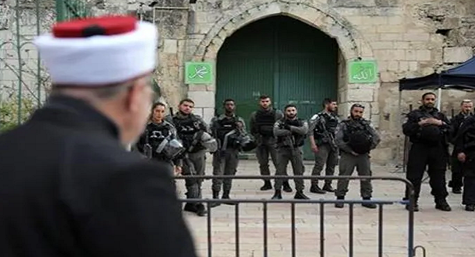 الاحتلال الإسرائيلى يشدد قيوده على وصول الفلسطينيين للأقصى فى الجمعة الثانية من رمضان