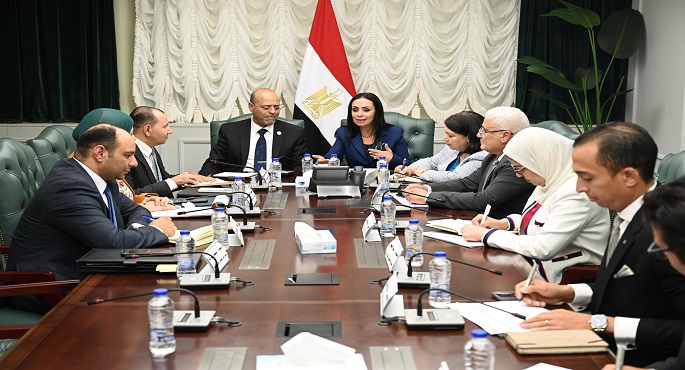 وزيرة التضامن الاجتماعي ووزير العمل يبحثان ملف العمالة غير المنتظمة