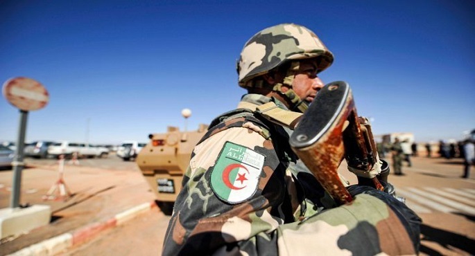 الجيش الجزائري: القبض على 16 عنصر دعم للجماعات الإرهابية في عمليات عسكرية متفرقة
