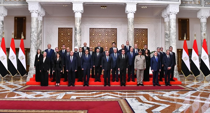 بالفيديو.. وزراء الحكومة الجديدة يؤدون اليمين الدستورية أمام الرئيس السيسي بقصر الاتحادية