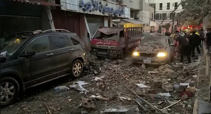 سياسة حافة الهاوية.. انتقال نيران العدوان الإسرائيلى إلى بيروت يثير قلق العالم