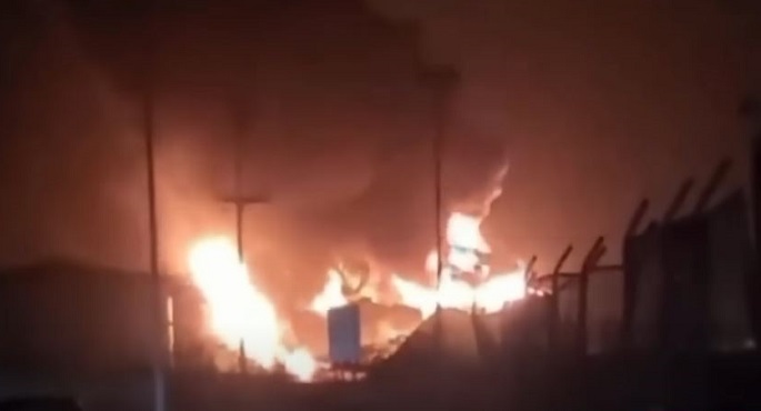 انفجار خزان نفط بميناء الحديدة بعد أسبوع من القصف الإسرائيلي