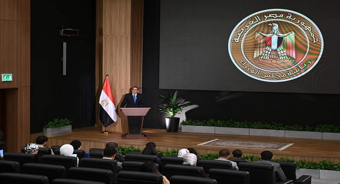 رئيس الوزراء يجيب عن عددٍ من الأسئلة الصحفية التي تناولت العديد من القضايا المُثارة التي تشغل الرأي العام