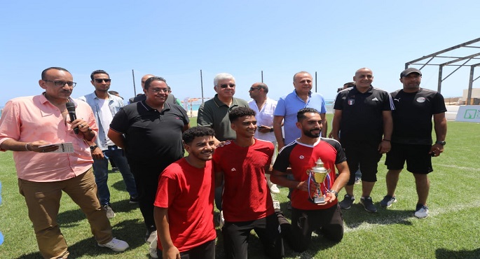 بالصور .. وزير التعليم العالي يشهد الفعاليات الطلابية بالعلمين الجديدة
