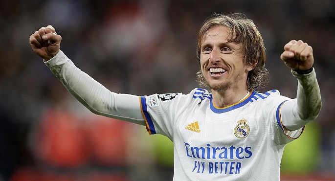 رسميا.. ريال مدريد يعلن تجديد عقد لوكا مودريتش حتى 2025