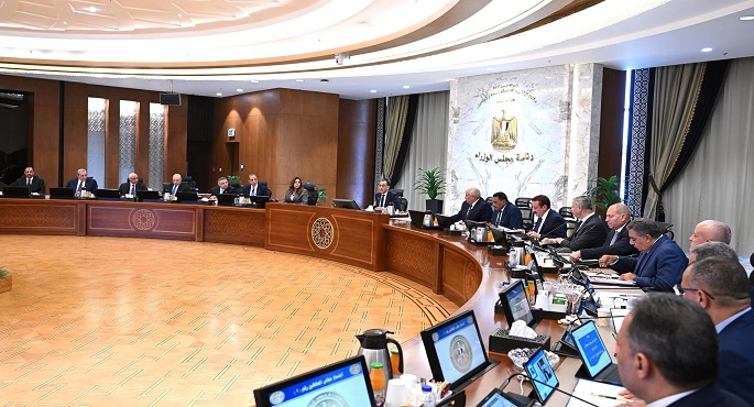 بالصور.. مدبولى للمحافظين الجدد: لا نريد أيادي مرتعشة فمهمتنا خدمة الوطن وأبنائه