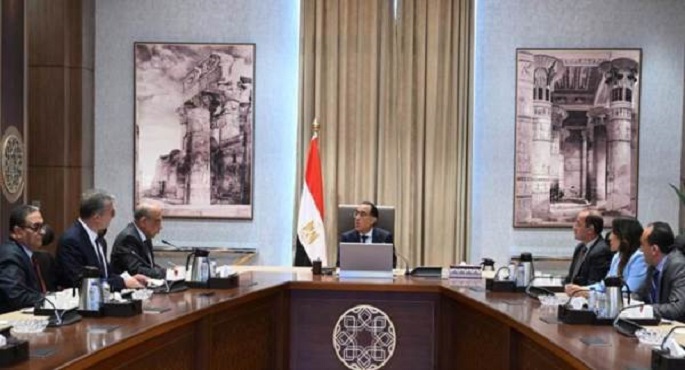 رئيس الوزراء يتابع موقف تكوين المخزون الإستراتيجي من الوقود لتشغيل محطات الكهرباء