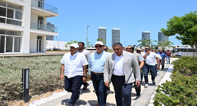 بالصور..رئيس الوزراء يتفقد الوحدات الجاهزة للتسليم بمشروع “مزارين”بمدينة العلمين الجديدة