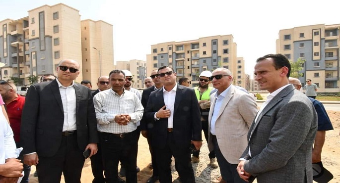 بالصور.. وزير الإسكان يتفقد اللمسات الأخيرة لمشروع “سكن لكل المصريين” بحدائق العاصمة