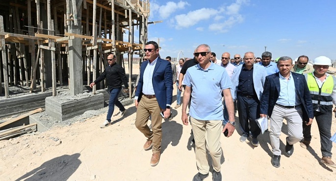 بالصور.. وزير الإسكان يتفقد الموقف التنفيذى لوحدات المبادرة الرئاسية “سكن لكل المصريين” بمدينة برج العرب الجديدة