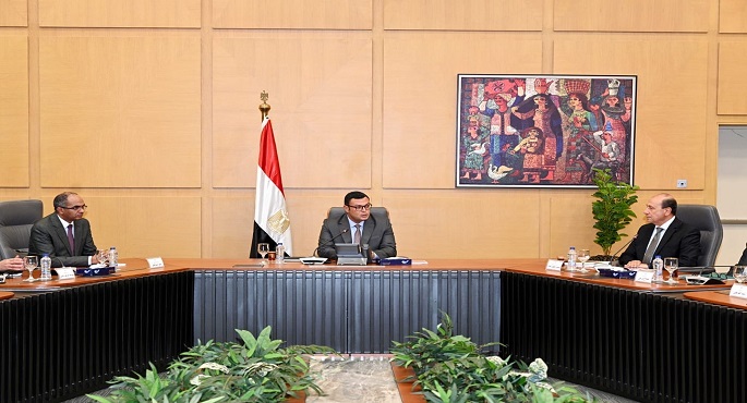 بالصور.. وزير الإسكان: توجيهات الرئيس بسرعة إنجاز مشروعات المبادرة الرئاسية “حياة كريمة”