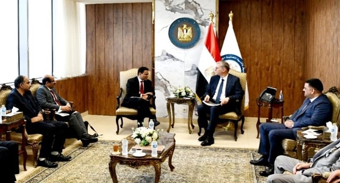 وزير البترول يبحث تنفيذ مصنع أسمدة فوسفاتية باستثمارات 500 مليون دولار