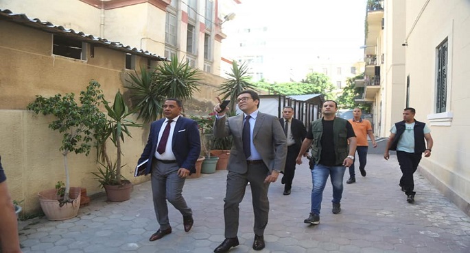 جولة مفاجئة لوزير الثقافة في عدة مواقع بالإسكندرية وتوجيه بخطة تطوير شاملة