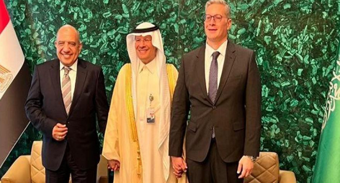 وزير الكهرباء: شراكة استراتيجية بين مصر والسعودية ونتعاون فى الطاقة المتجددة