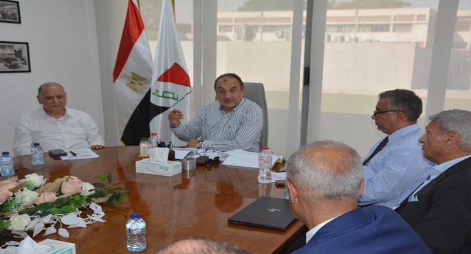 بالصور.. وزير قطاع الأعمال العام يجتمع بالأعضاء المنتدبين لشركات القابضة للصناعات المعدنية