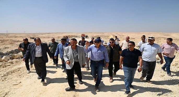 بالصور.. وزير الري يتفقد حالة منشآت ومخرات السيول فى محافظة بنى سويف