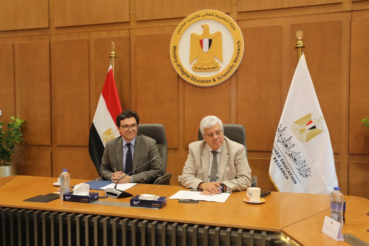 وزيرا التعليم العالي والثقافة يبحثان التعاون لتعزيز الوعي لطلاب الجامعات