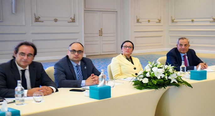بالصور .. وزيرة البيئة تترأس الاجتماع الثاني للجنة تسيير مشروع تحويل الأنظمة المالية المتعلقة بالمناخ في مصر