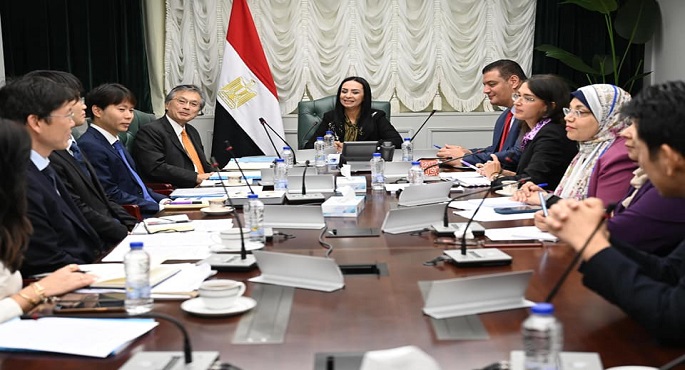 بالصور.. وزيرة التضامن الاجتماعي تستقبل سفير اليابان بالقاهرة لبحث التعاون بين الجانبين