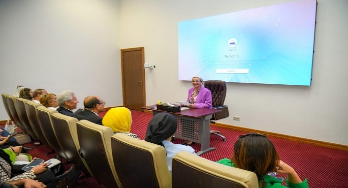 بالصور .. وزيرة البيئة تعقد لقاءاً موسعا لمناقشة أبرز الموضوعات البيئية الحالية وخطط الوزارة خلال الفترة القادمة