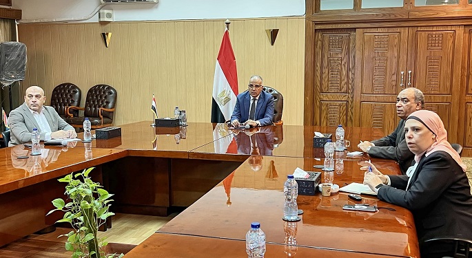وزير الري يبحث الترتيبات الجارية لعقد أسبوع القاهرة السابع للمياه