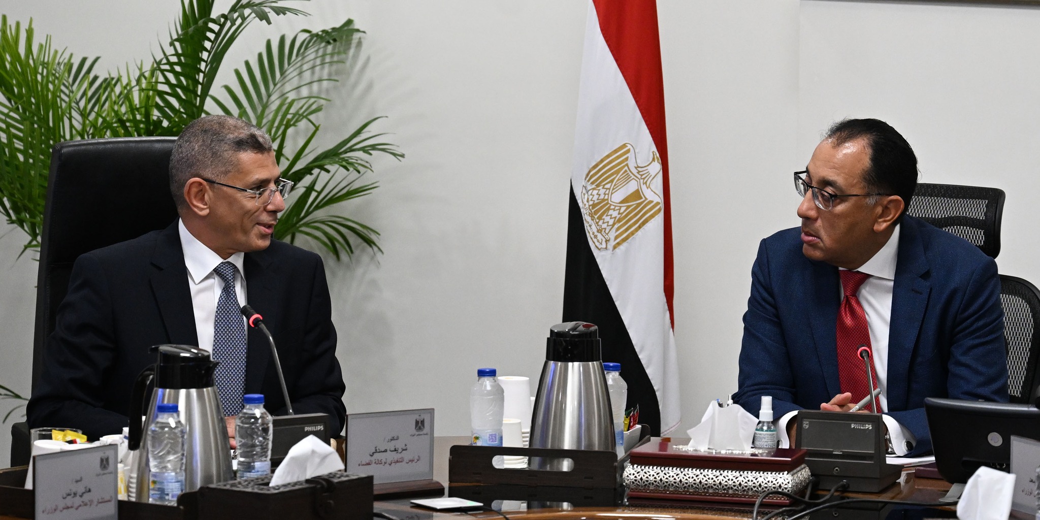 رئيس الوزراء يتابع تنفيذ منشآت المدينة الفضائية وخطة توطين تكنولوجيا الأقمار الصناعية
