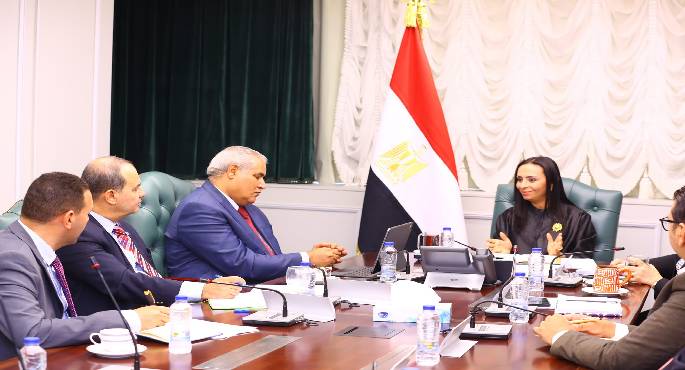 بالصور.. وزيرة التضامن تلتقي الممثل الإقليمي لمنظمة “الفاو”ويبحثان تعزيز التعاون المشترك