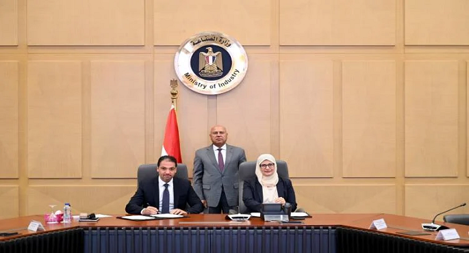 كامل الوزير: نتطلع للتعاون مع «سيمنس» العالمية لإقامة عدة مصانع