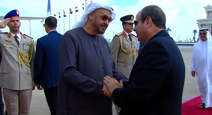 بالفيديو.. الرئيس السيسي يودع الشيخ محمد بن زايد في ختام زيارته لمصر
