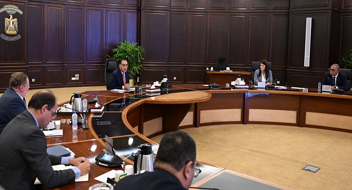 بالصور.. رئيس الوزراء يترأس الاجتماع الأول للمجلس التنسيقي للسياسات المالية والنقدية بتشكيله الجديد