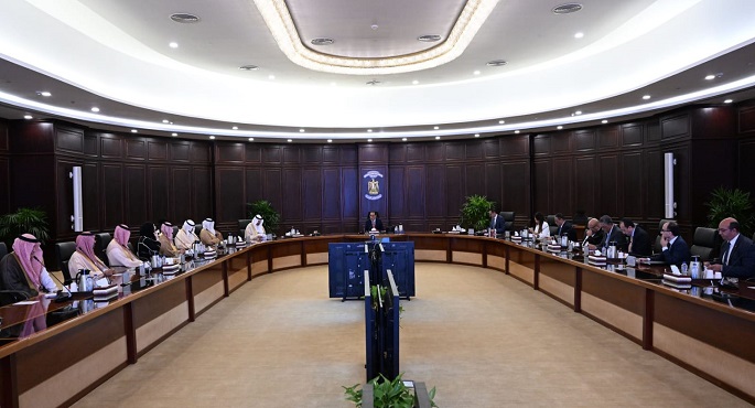 بالصور.. رئيس الوزراء يلتقي وزير الاستثمار السعودي لبحث مجالات التعاون المشترك