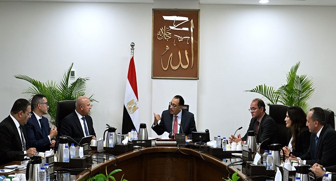 بالصور .. رئيس الوزراء يؤكد أهمية التقييم الدوري لبرنامج دعم الصادرات الوطنية