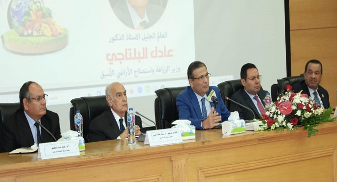 بالصور.. وزيرالزراعة: كل الدعم لعلماء مركز البحوث الزراعية ومركز بحوث الصحراء