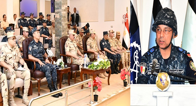 رئيس الأركان يشهد تنفيذ مشروع مراكز القيادة التعبوي للأسطول الجنوبي
