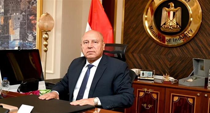 وزارة الصناعة: جار تنفيذ منصة “مصر الصناعية الرقمية” .. ولا صحة للتصريحات المنسوبة للوزير بانطلاقها
