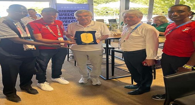 رئيس اللجنة الأولمبية الدولية يهنىء مصر على إنجاز الجندي وتتويجه بذهبية الخماسي الحديث