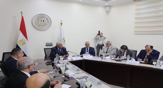 وزير التعليم العالي يؤكد أهمية التكامل بين مختلف المؤسسات والشراكات الدولية